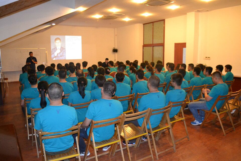 2015年濟南市鴻慷機電設(shè)備有限公司精英拓展