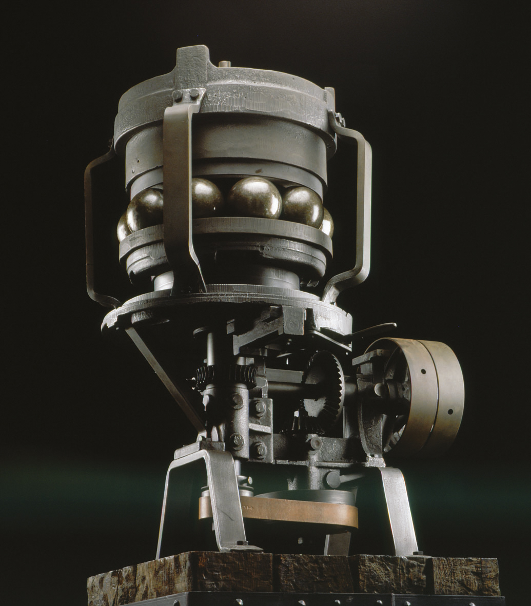 125年前的1980年7月17日，弗里德里希·費(fèi)舍爾發(fā)明的球磨機(jī)獲得了（德國）帝國專利局批準(zhǔn)的專利（專利號55783）